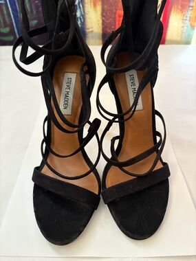 Steve Madden Black Suede Strappy Gladiator Heels - Size 7 M